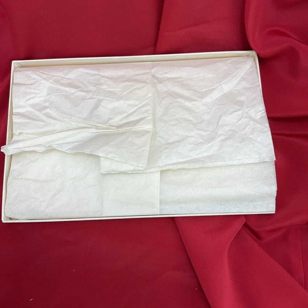 Leacock Portugal Handmade Linen Cocktail Napkins Set 8 Whitework Grapes MC-481